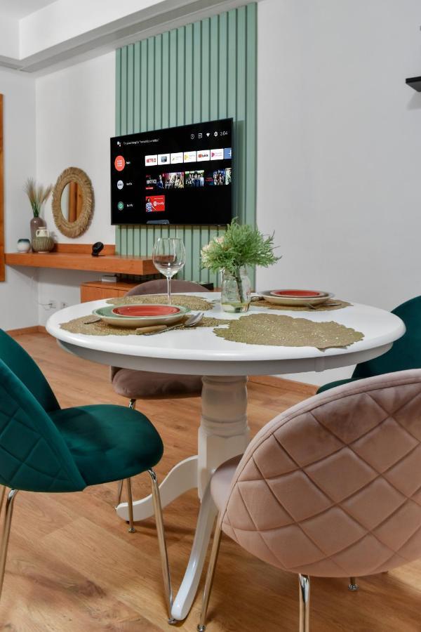 The Flower Clabucet Studio Predeal Exteriör bild